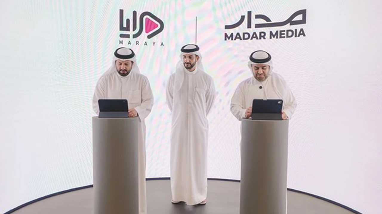 سلطان بن أحمد القاسمي يُطلق «مدار للإعلام» في حضور كبير